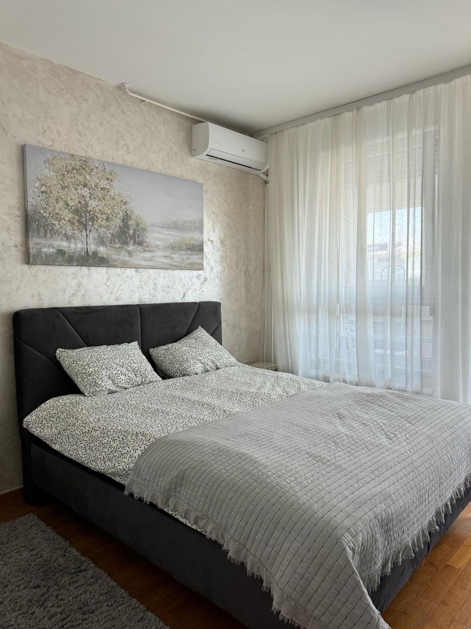 Manhattan Apartman Belvil Beograd Ngoại thất bức ảnh
