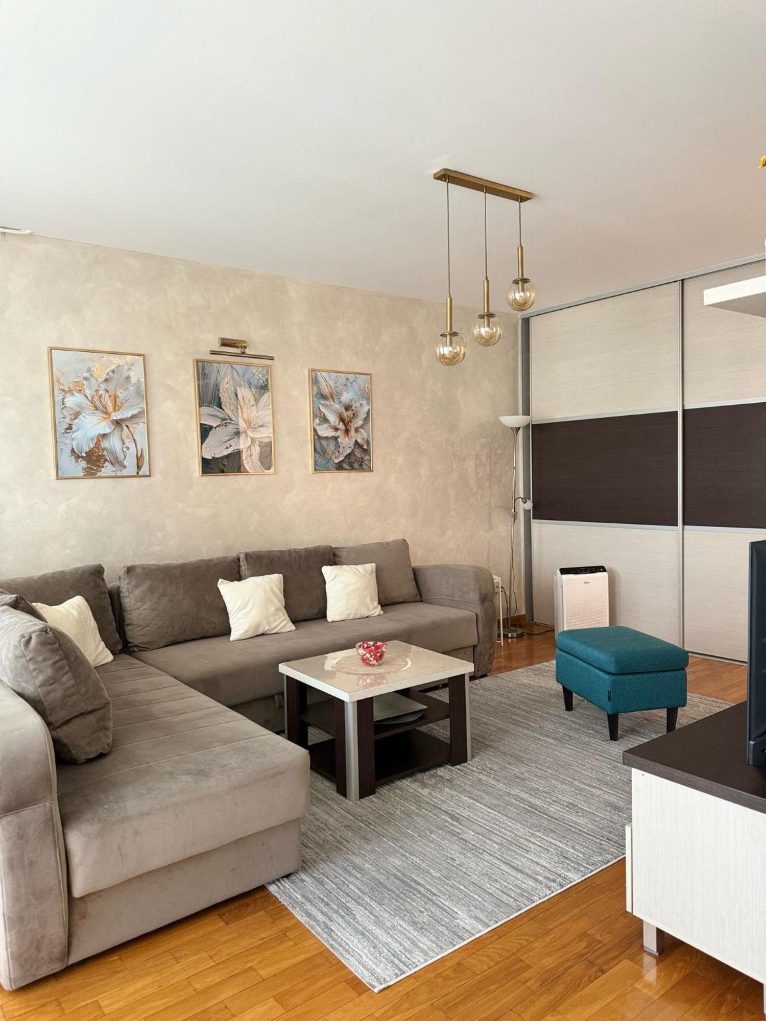 Manhattan Apartman Belvil Beograd Ngoại thất bức ảnh